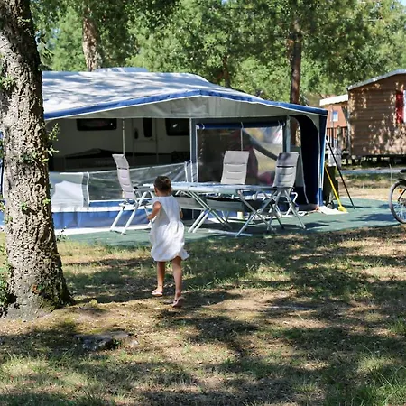 Camping Nature L'airial